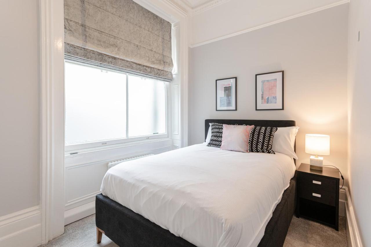 Kensington 2 Bed 2 Bath Apartment For 5 Guests London Exterior photo